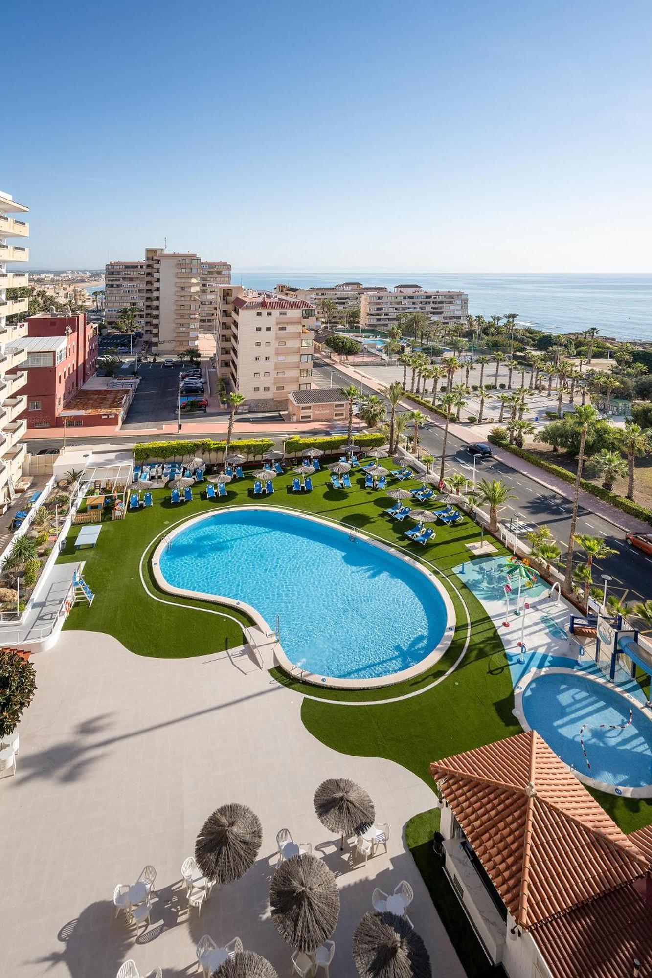 Hotel Playas De Torrevieja Bagian luar foto