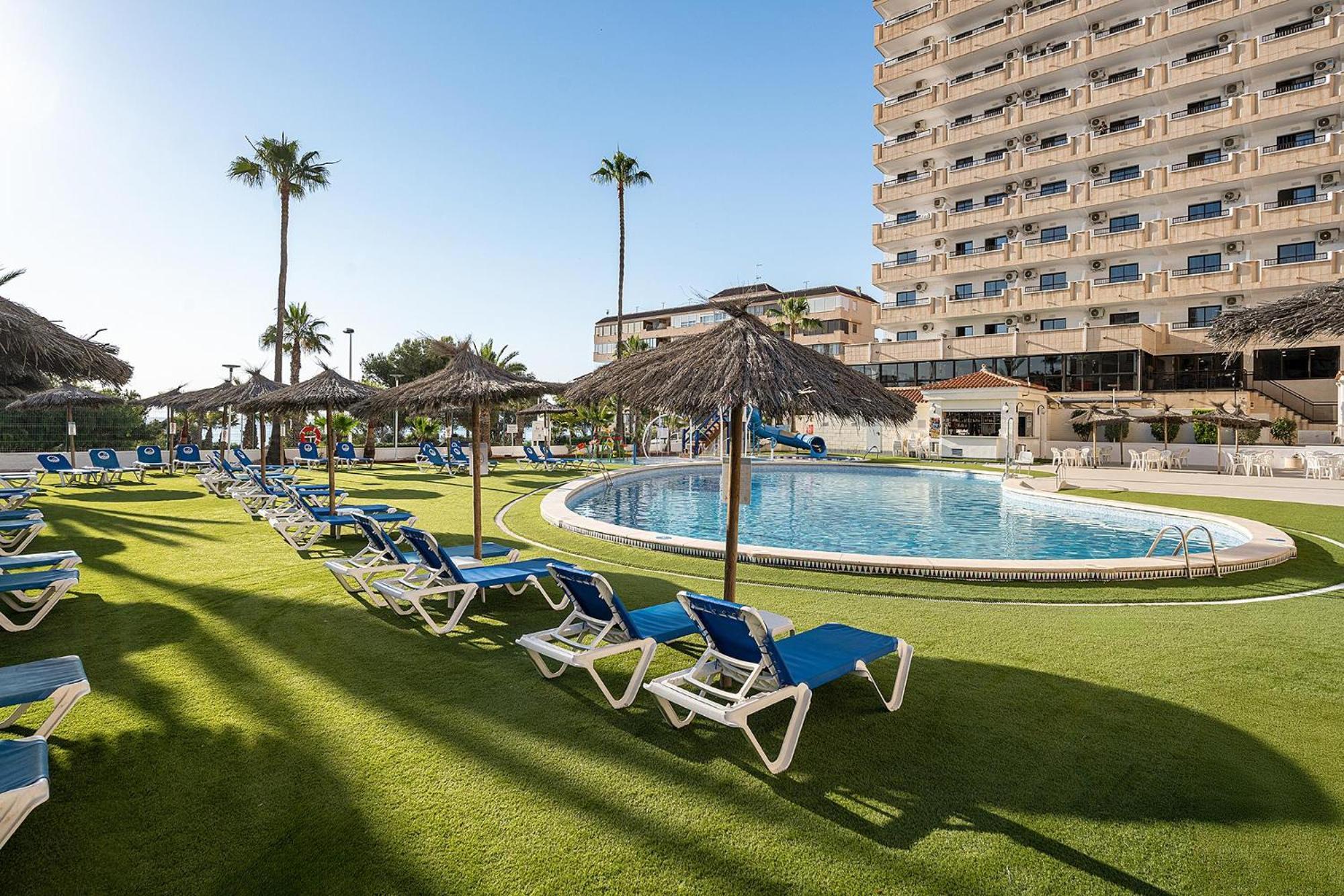Hotel Playas De Torrevieja Bagian luar foto