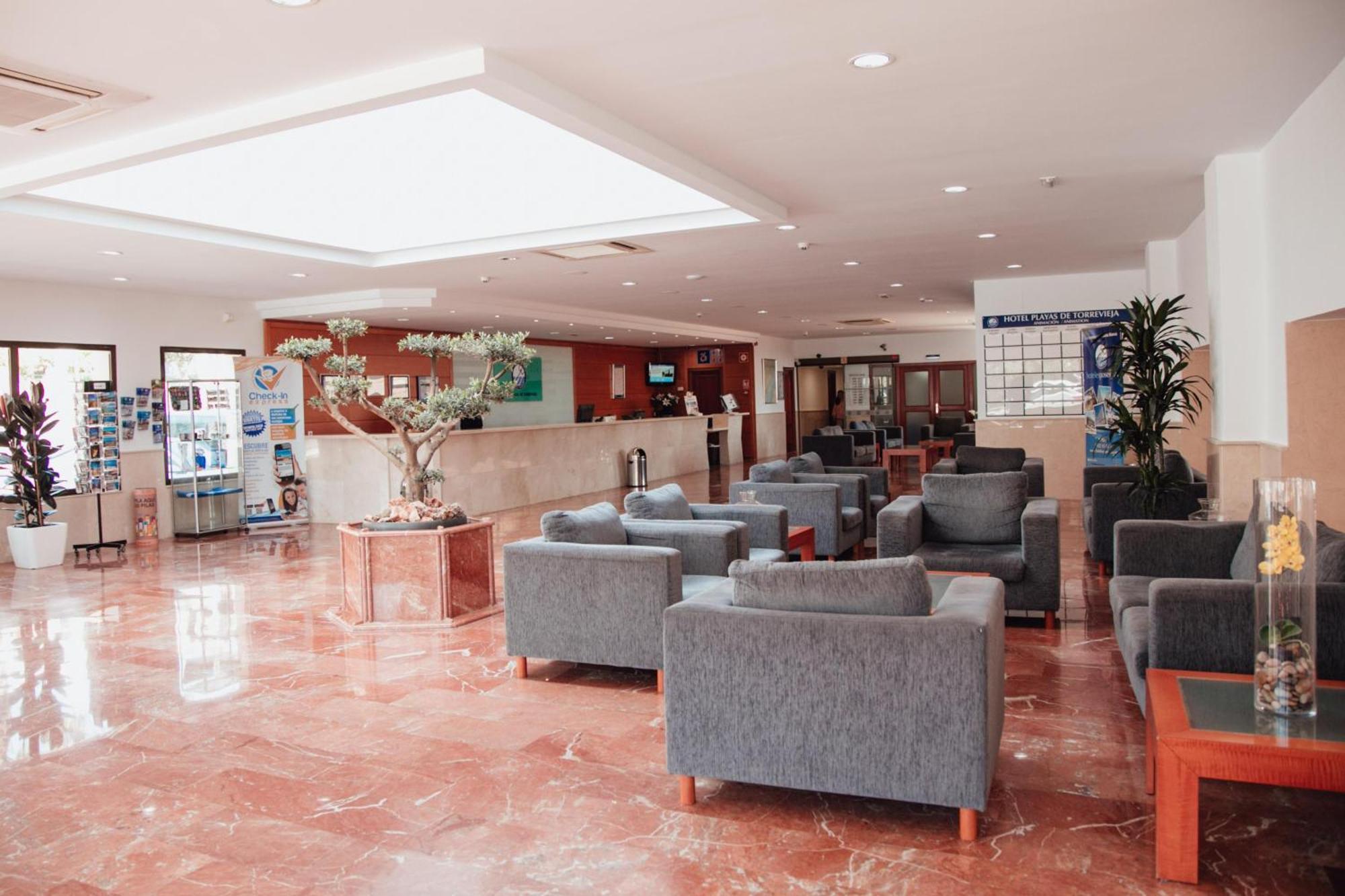 Hotel Playas De Torrevieja Bagian luar foto