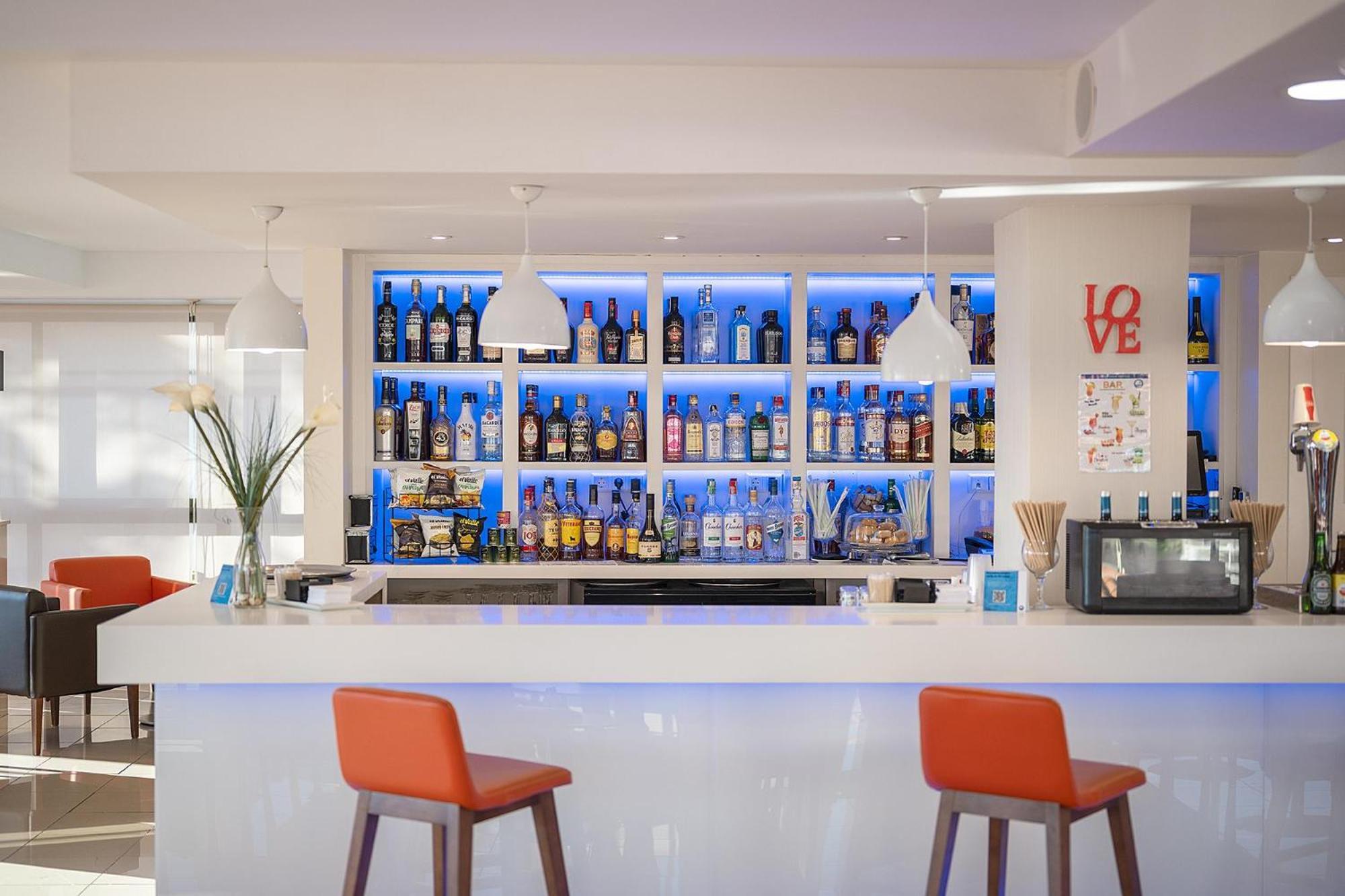 Hotel Playas De Torrevieja Bagian luar foto