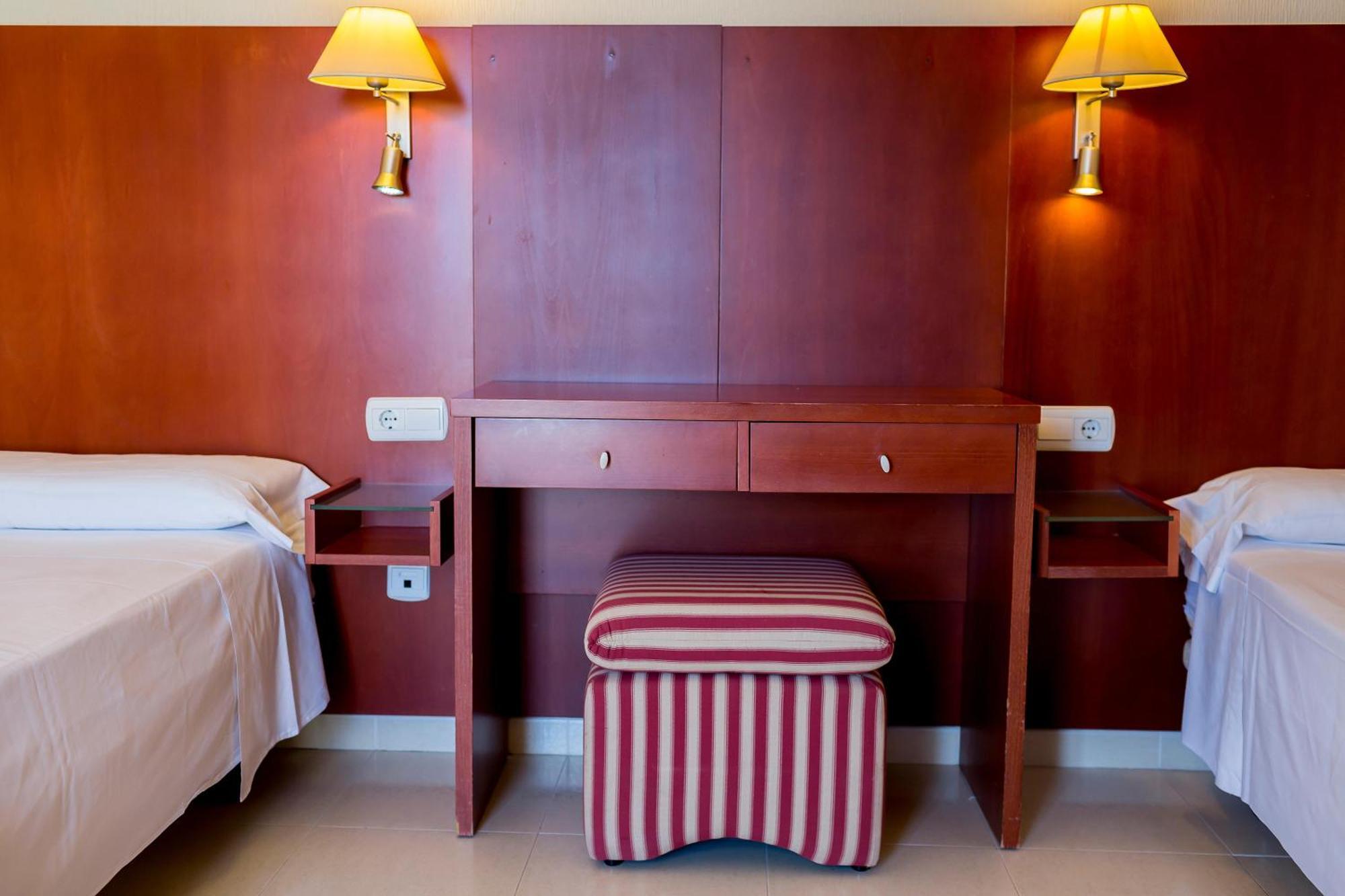 Hotel Playas De Torrevieja Bagian luar foto